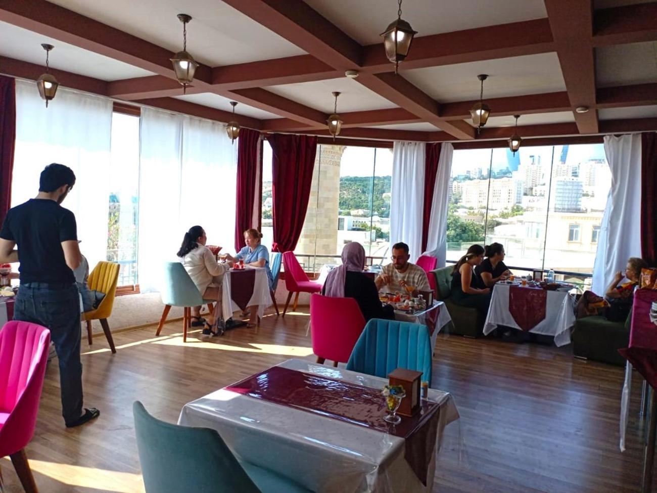 Avi Hotel Баку Экстерьер фото
