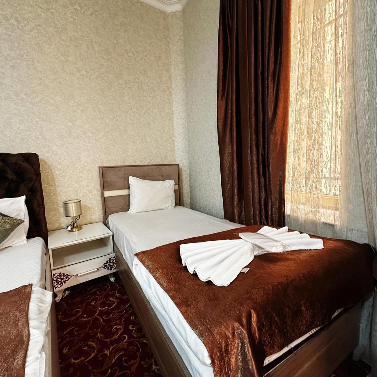 Avi Hotel Баку Экстерьер фото