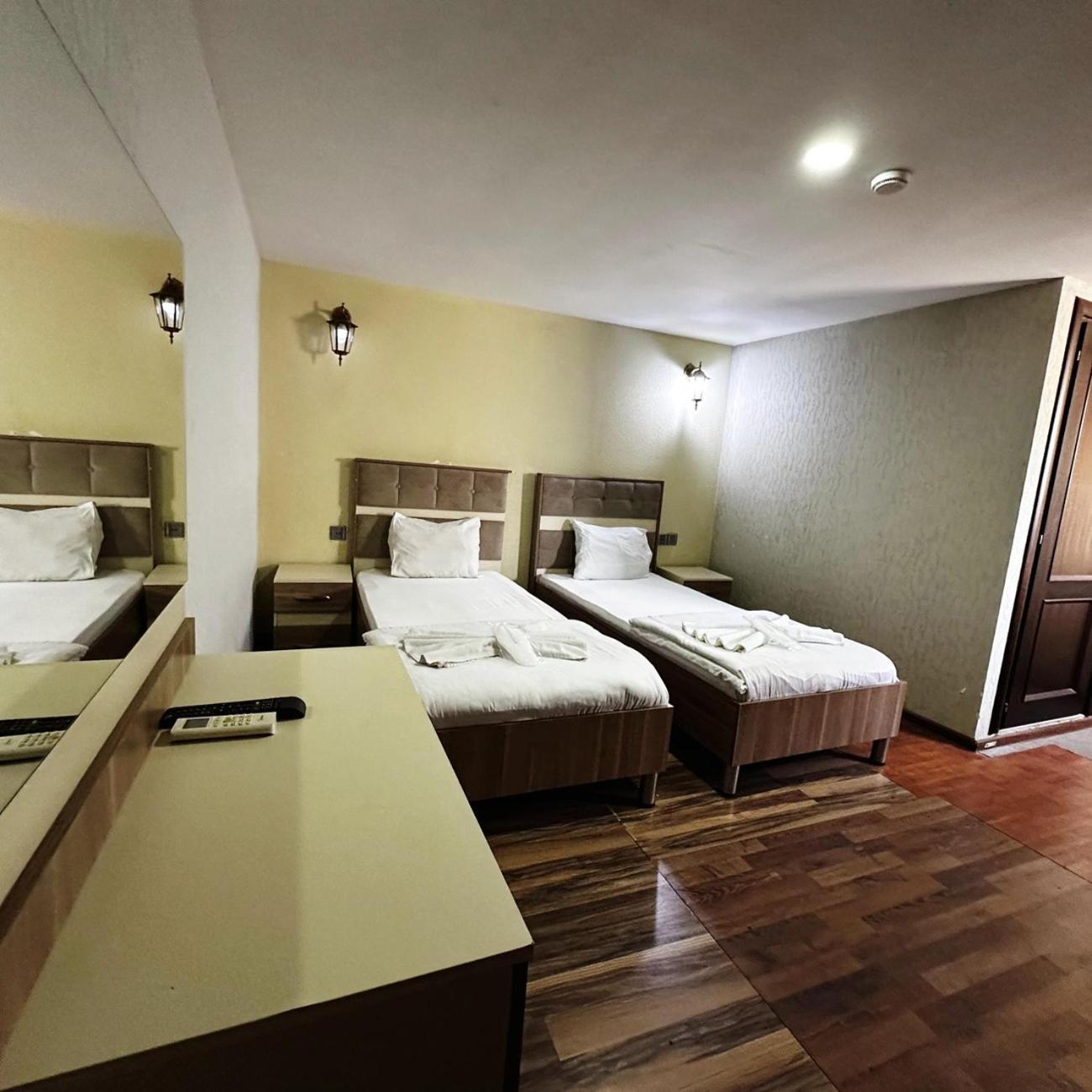 Avi Hotel Баку Экстерьер фото