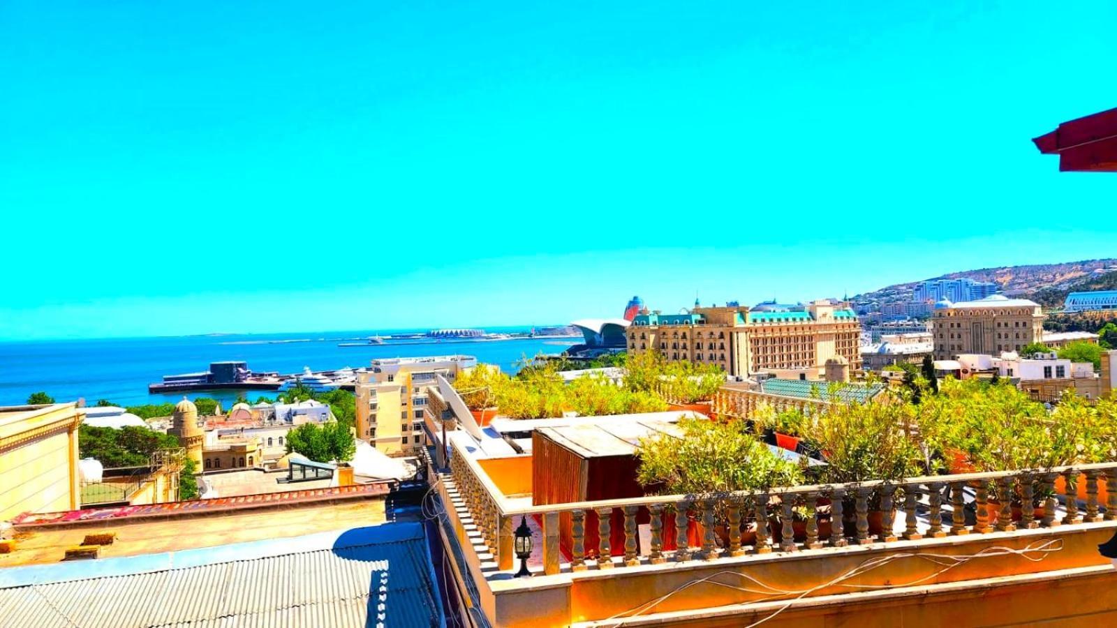 Avi Hotel Баку Экстерьер фото