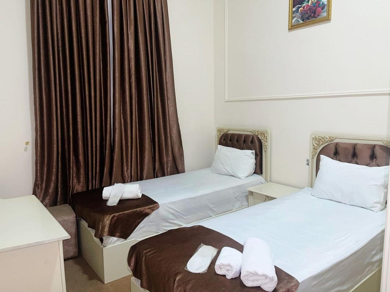 Avi Hotel Баку Экстерьер фото