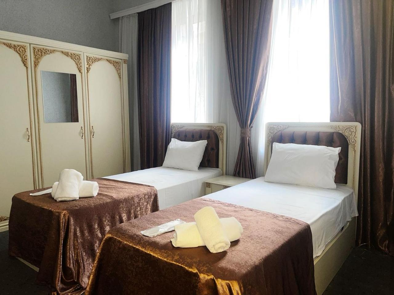 Avi Hotel Баку Экстерьер фото
